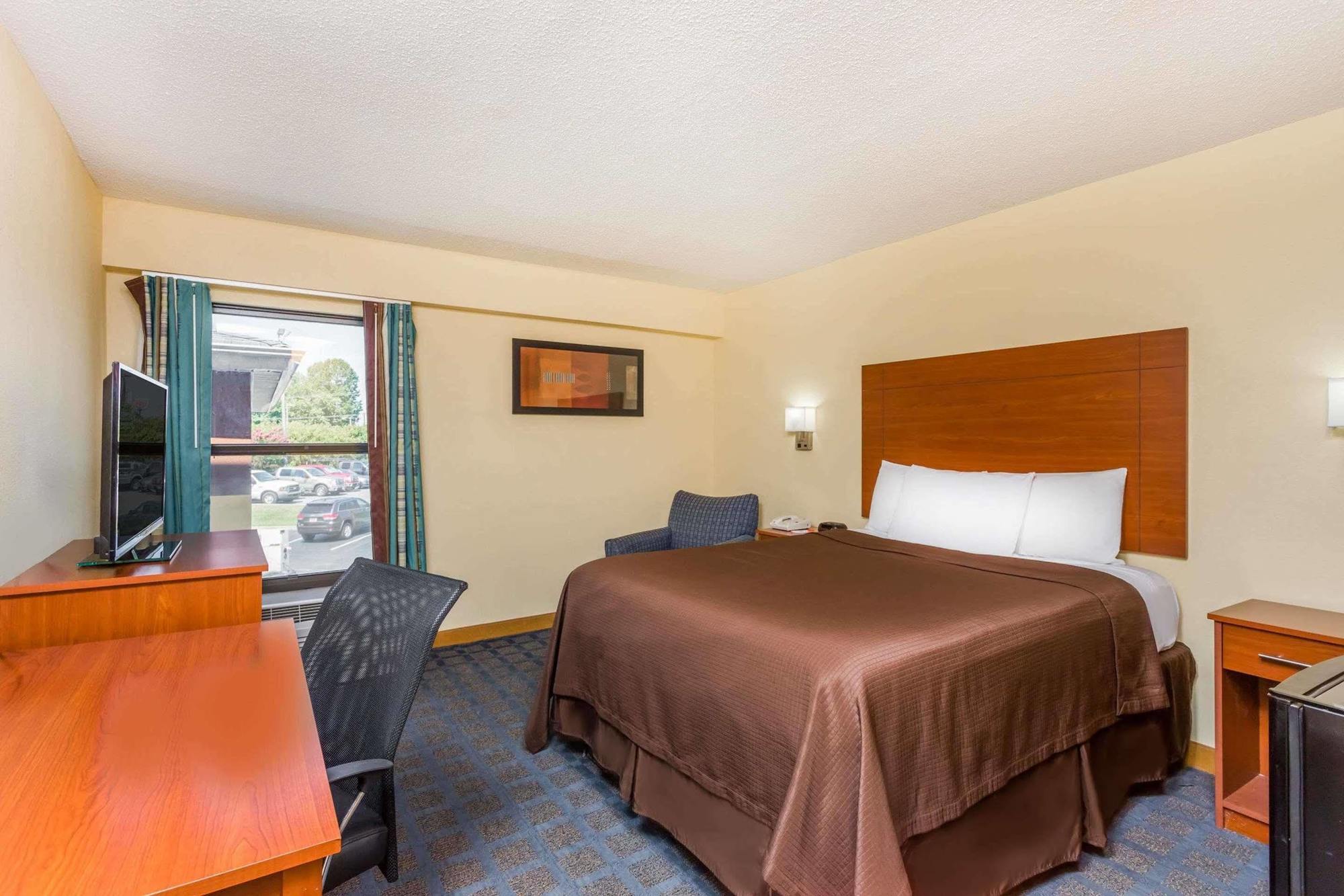 Howard Johnson By Wyndham Spartanburg Expo Center Ngoại thất bức ảnh